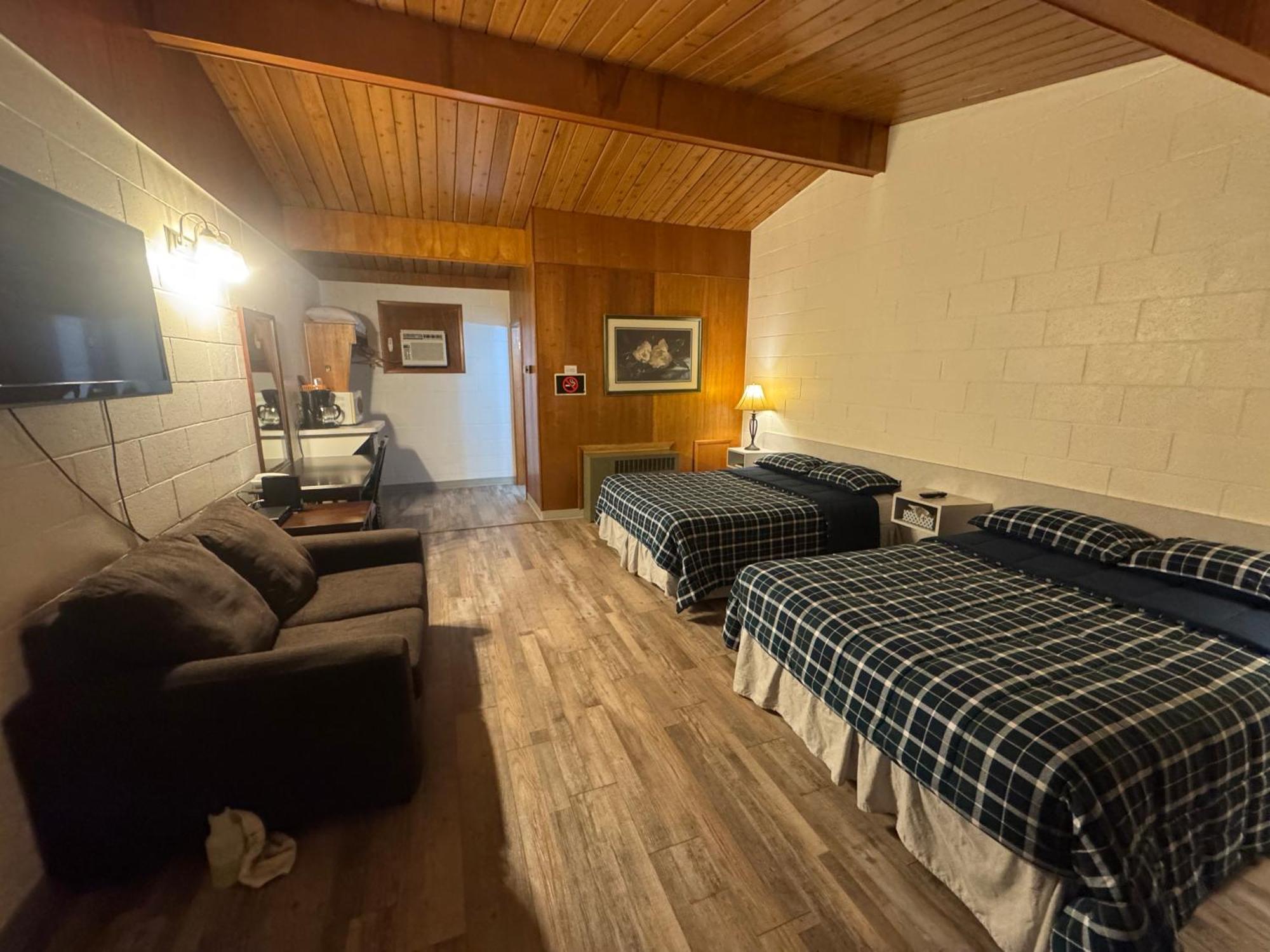 Ace Crown Motel Medicine Hat Exteriör bild